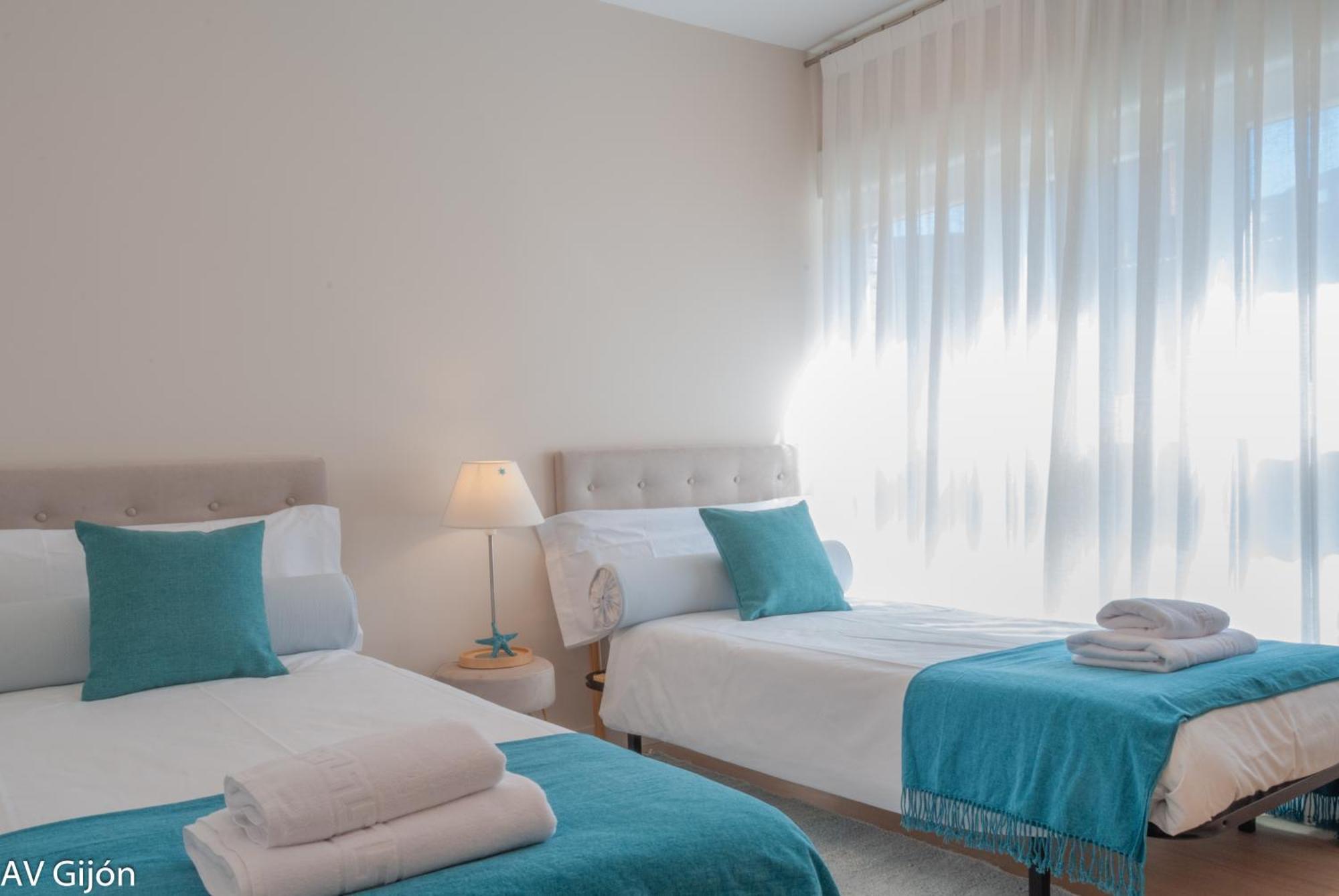 Av Costa One Apartment Gijon Exterior photo